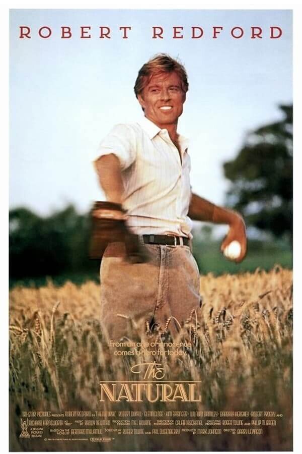 주인공 로이 홉스의 삶을 단적으로 보여주는 영화 포스터입니다.